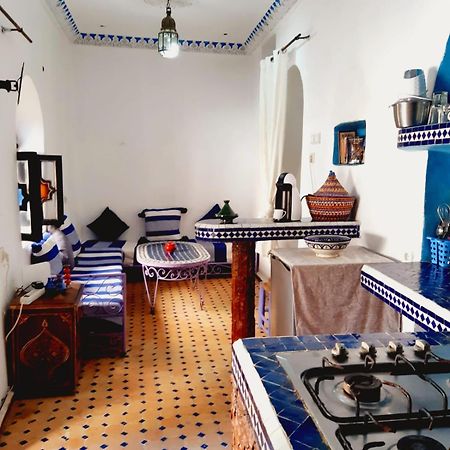Dar Imran Apartman Szavíra Kültér fotó